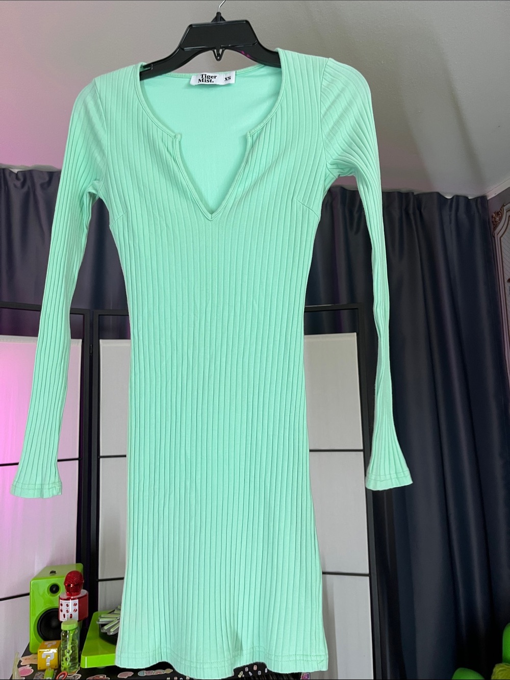Tiger Mist Mint Ribbed V-Notch Long Sleeve Dress